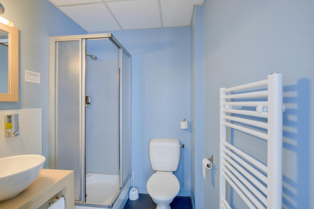 Contact Hotel Du Champ De Mars De סן-בריו מראה חיצוני תמונה